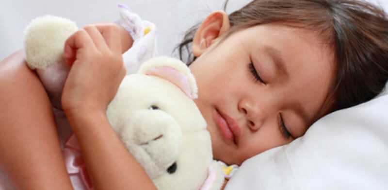 Anak sukar tidur lena, kerap tak sihat, ini tip mudah dikongsi doktor
